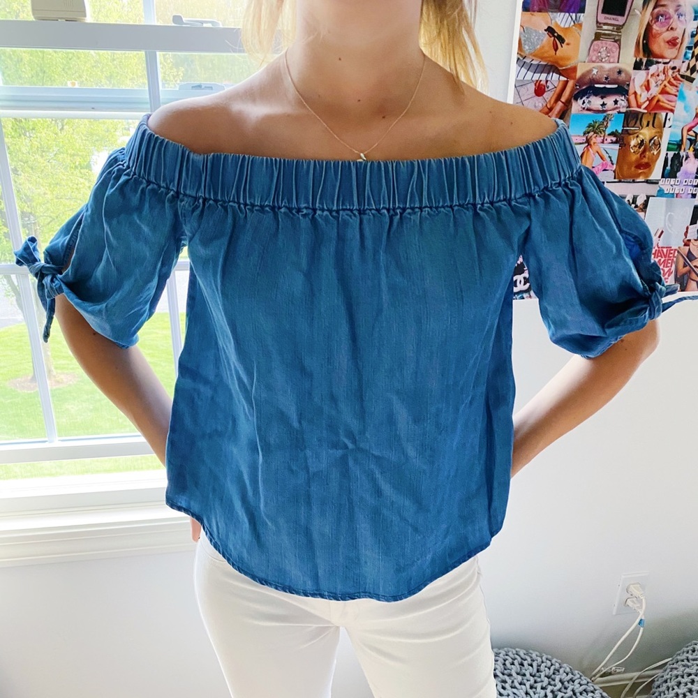 Blue off the shoulder